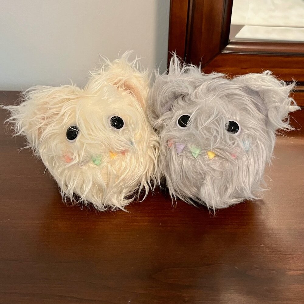 New POP MART maker of Labubu Set of 2! Instictoy White & Grey w Boxes + Cards